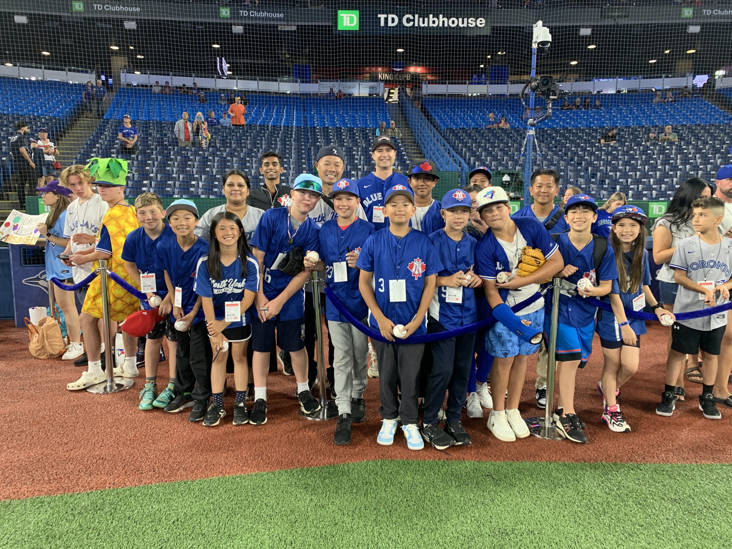 NYBA 12UA Are Rogers Centre VIPS Meet Blue Jays North York Baseball Association